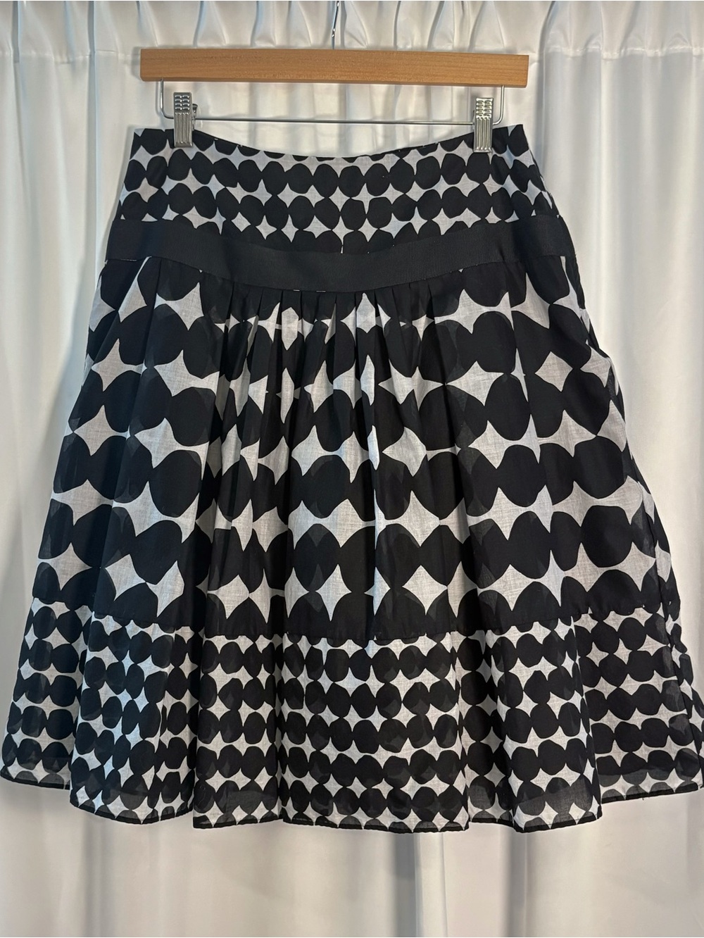Apt. 9 Black & White Geometric A-Line Pleated Skirt - Size 8